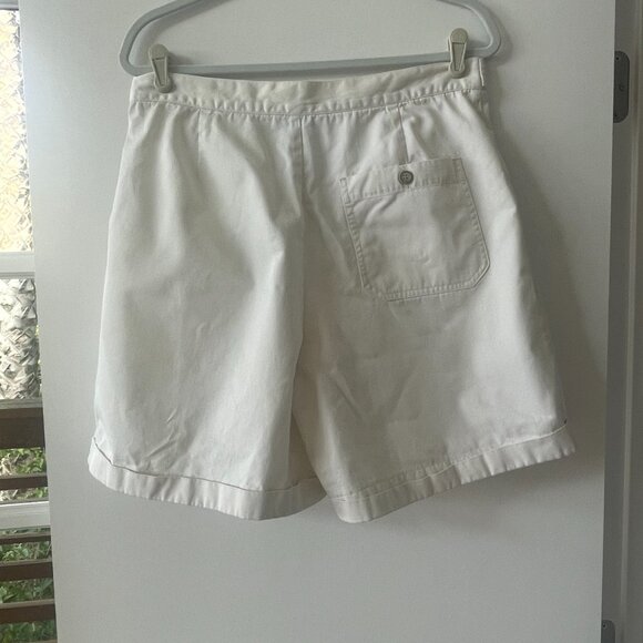 Telluride Clothing Co. White Bermuda Shorts with Back Pocket,‎ Size 14 - Picture 2 of 4